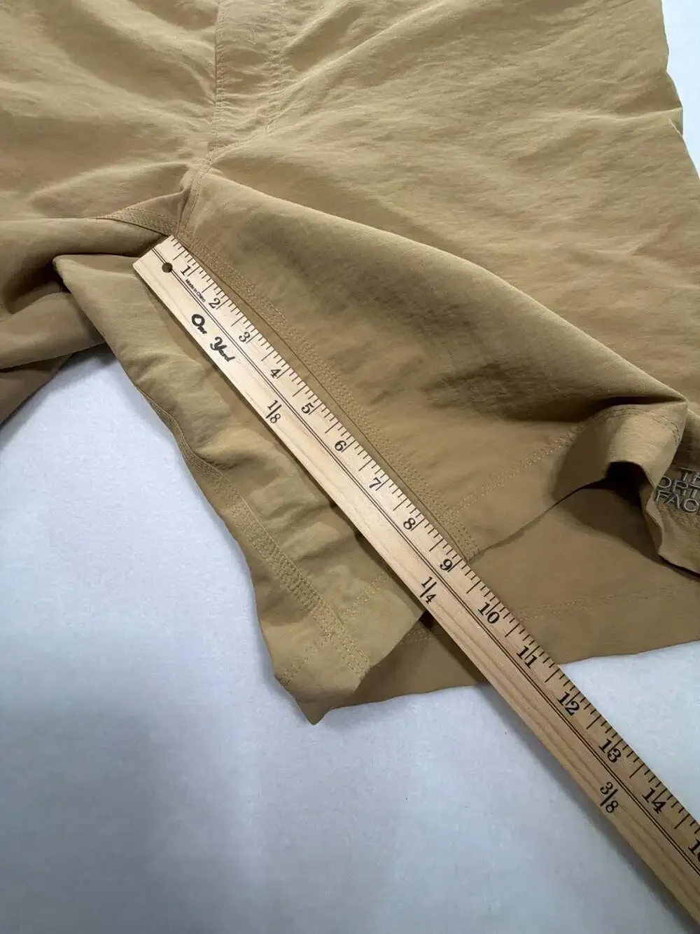The North Face Hiking Shorts Khaki Brown Outdoor Walking